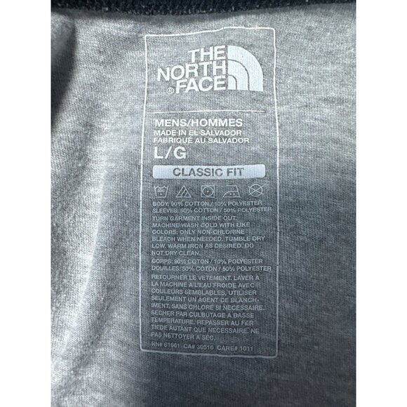 The North Face Lot of 2 Raglan Sleeve Classic Fit Graphic T-Shirts L - Picture 11 of 15